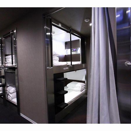 Capsule Hotel Valie Ebisucho Osaka Luaran gambar