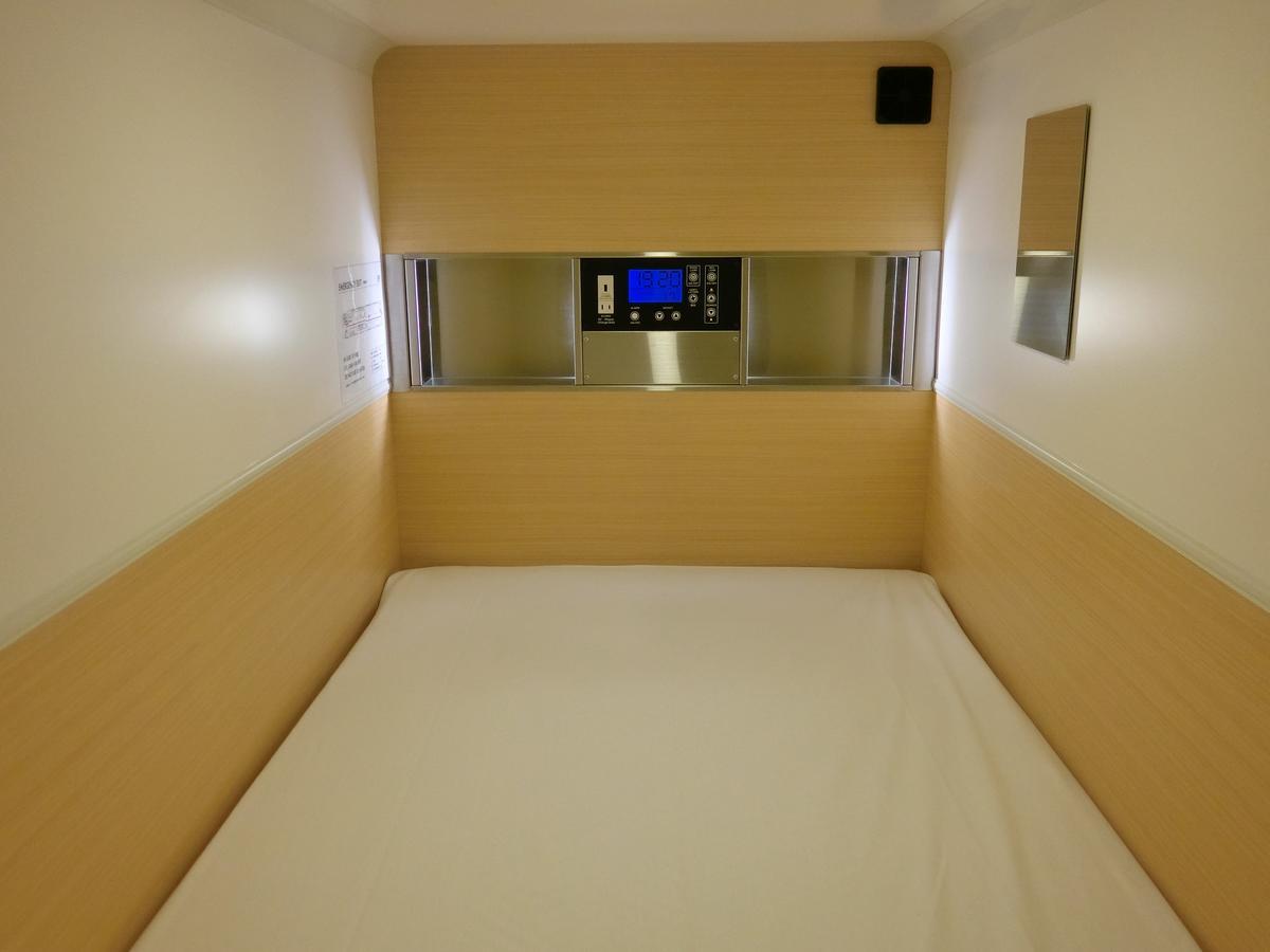 Capsule Hotel Valie Ebisucho Osaka Luaran gambar